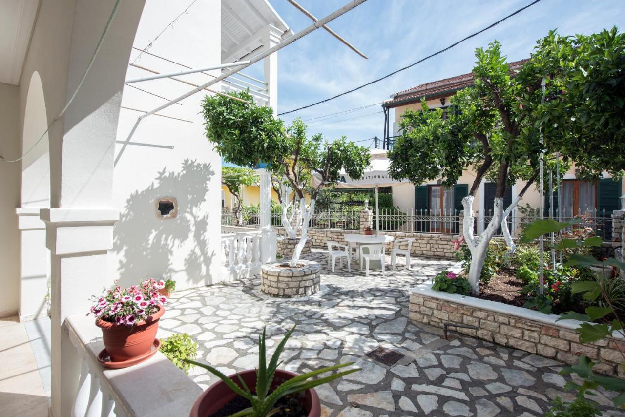 The Orange Garden Apartment Kassiopi Exterior foto